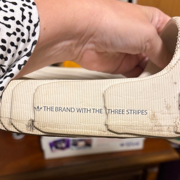 adidas Off-White Ribbed Slide Sandals - Picture 5 of 5